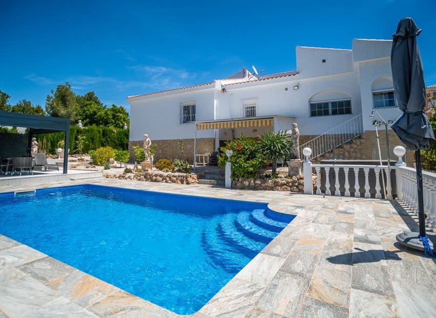 3 sovrum Villa till salu i San Fulgencio med pool - 540 000 € (Ref: 9861027)