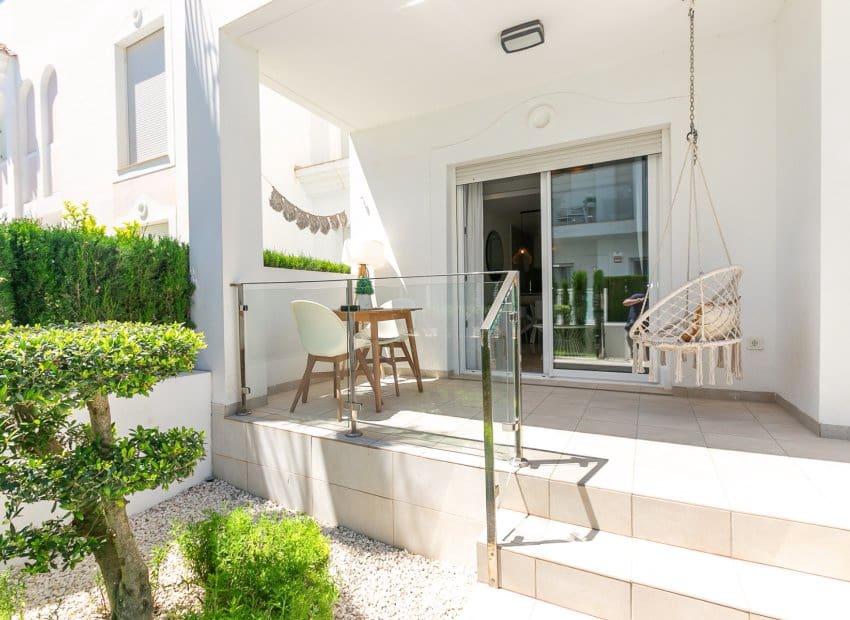 2 soverom Leilighet til salgs i Dona Pepa med svømmebasseng - € 275 000 (Ref: 9862097)
