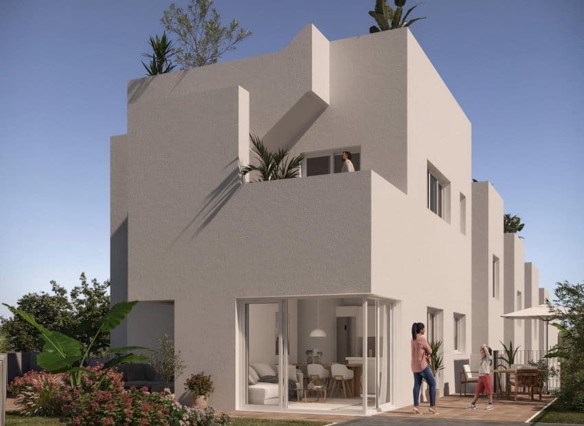 3 bedroom Villa for sale in Monforte del Cid with pool - € 365,000 (Ref: 9865556)