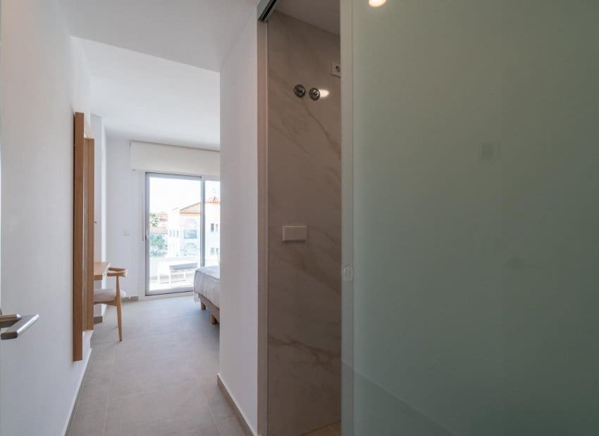 2 soveværelse Lejlighed til salg i Orihuela Costa med swimmingpool - € 365.000 (Ref: 9865557)