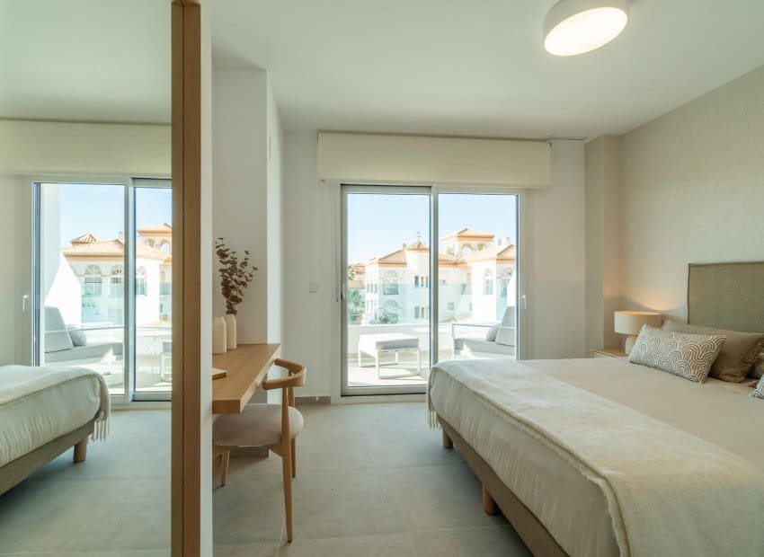 2 soveværelse Lejlighed til salg i Orihuela Costa med swimmingpool - € 365.000 (Ref: 9865557)