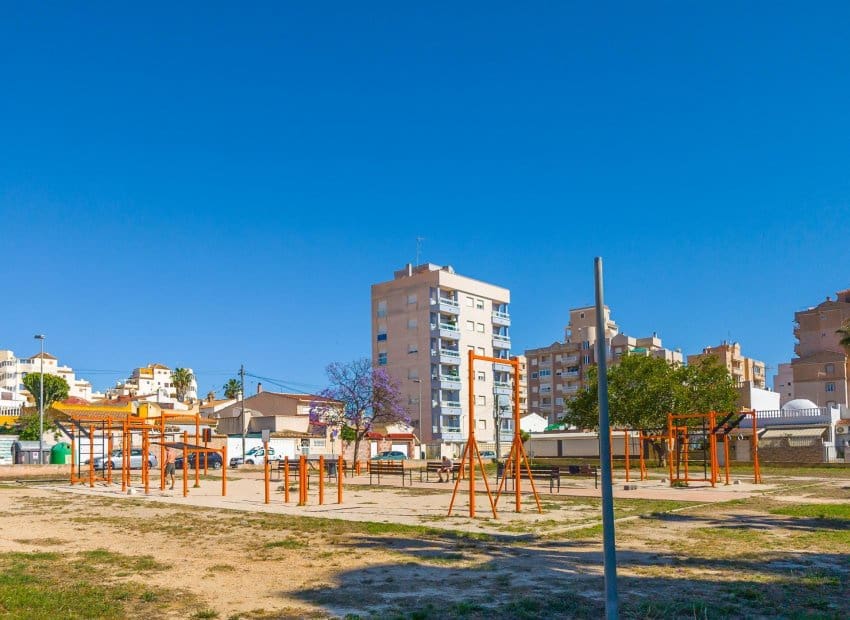 3 camera da letto Casa in vendita in Torrevieja - 185.000 € (Rif: 9865558)