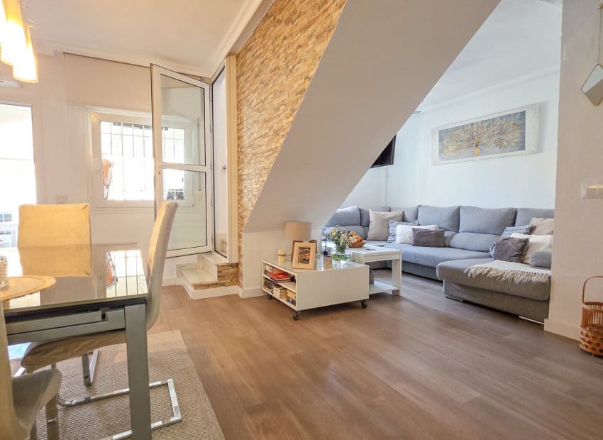2 bedroom Townhouse for sale in Los Balcones with pool - € 218,500 (Ref: 9865559)