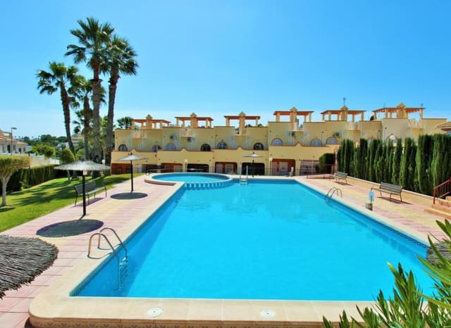 2 soveværelse Byhus til salg i Villamartin, Orihuela med swimmingpool - € 162.995 (Ref: 9865561)