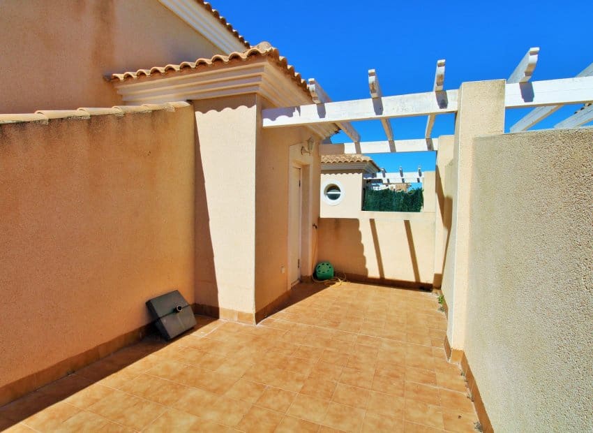 2 bedroom Townhouse for sale in Villamartin with pool - € 162,995 (Ref: 9865561)
