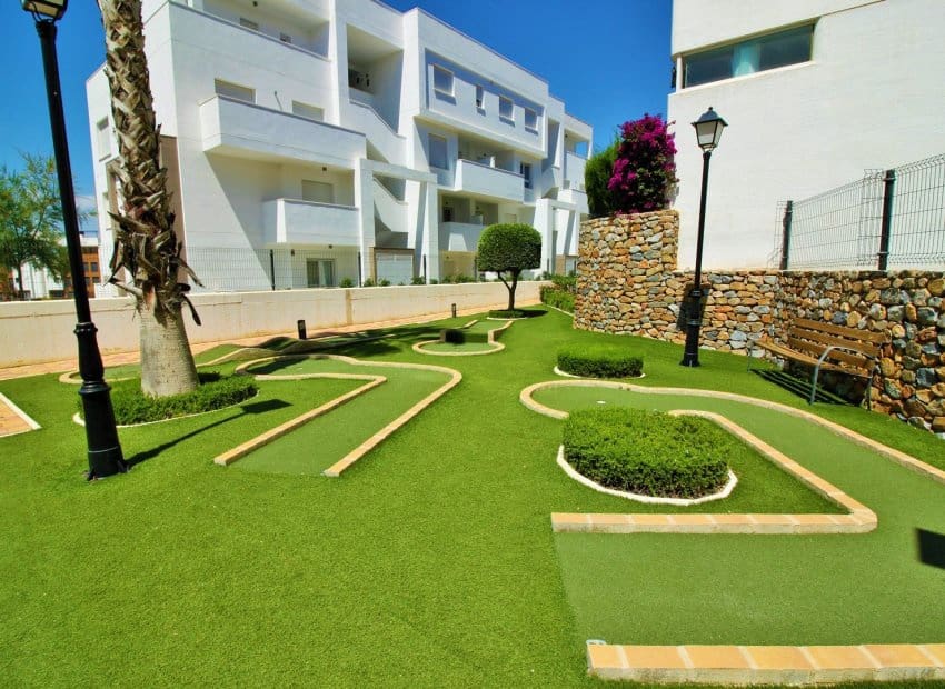 2 slaapkamer Appartement te koop in Villamartin met zwembad - € 219.900 (Ref: 9865562)