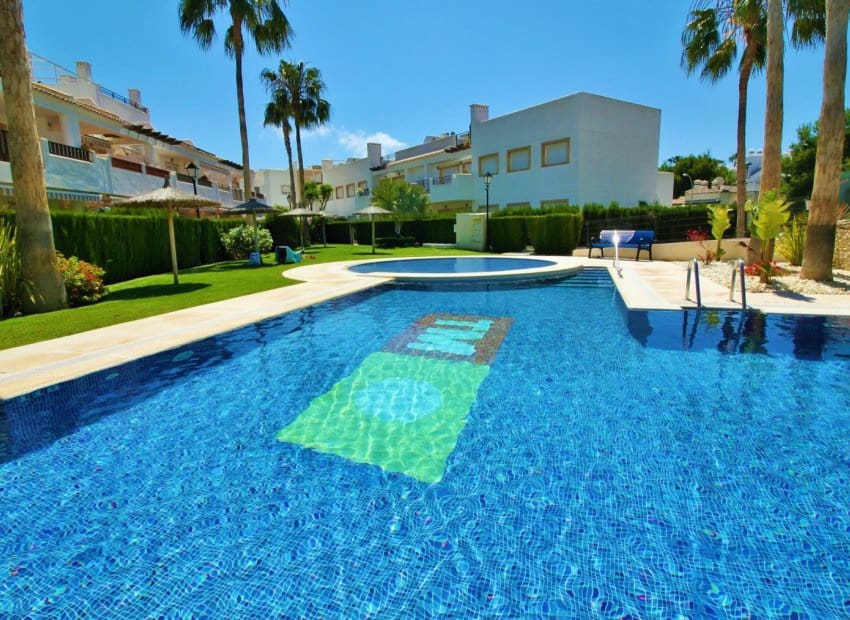 2 slaapkamer Appartement te koop in Villamartin met zwembad - € 219.900 (Ref: 9865562)