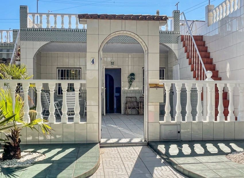 2 camera da letto Casa in vendita in La Siesta - 139.900 € (Rif: 9869628)