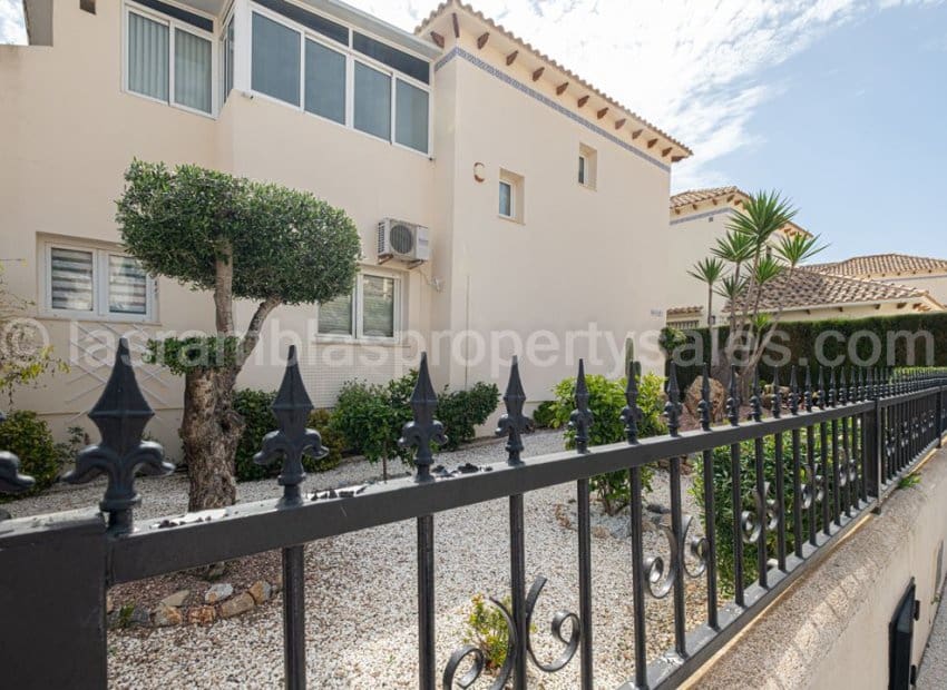 3 sypialnia Willa na sprzedaż w Las Ramblas Golf z basenem - 529 000 € (Ref: 9869629)