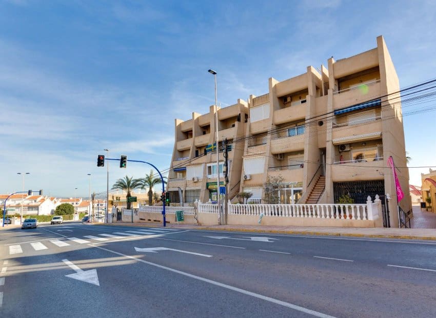1 soverom Leilighet til salgs i La Mata med svømmebasseng - € 145 000 (Ref: 9869667)