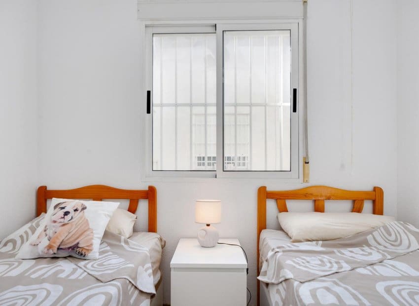 2 quarto Apartamento para venda em Torrevieja com piscina - 154 969 € (Ref: 9869670)