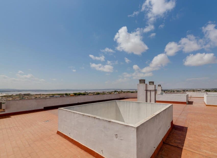 2 quarto Apartamento para venda em Torrevieja com piscina - 154 969 € (Ref: 9869670)