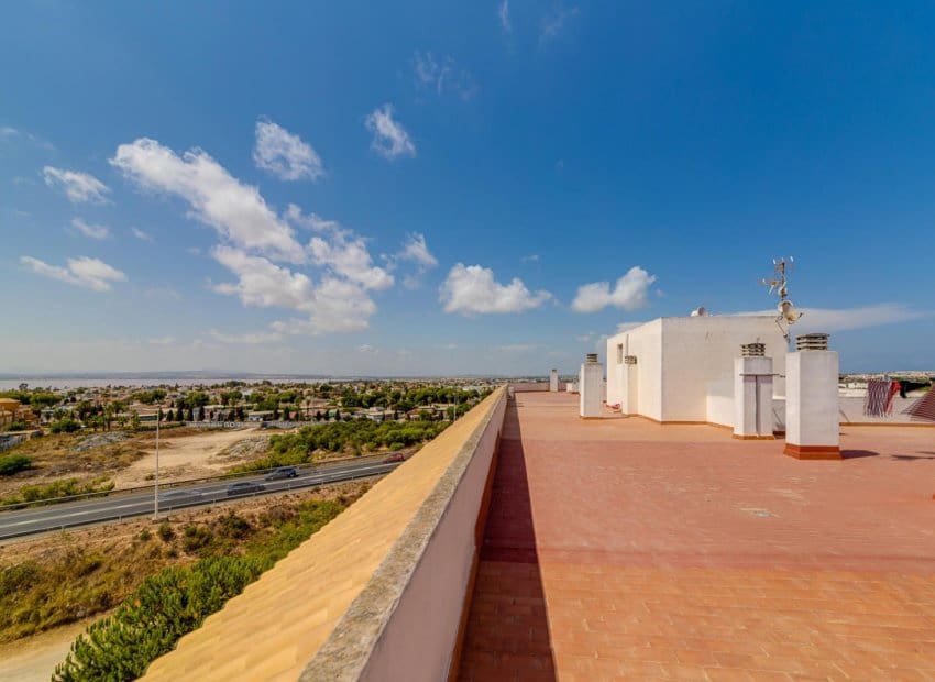 2 quarto Apartamento para venda em Torrevieja com piscina - 154 969 € (Ref: 9869670)