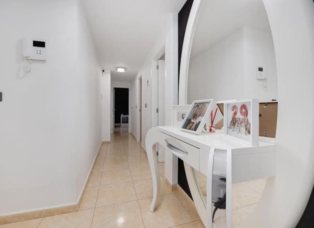 Apartamento de 3 habitaciones en Centro - Muelle Pesquero, Torrevieja en venta - 224.969 € (Ref: 9869671)