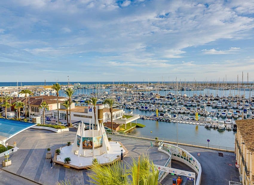 3 chambre Appartement à vendre à Torrevieja - 224 969 € (Ref: 9869671)