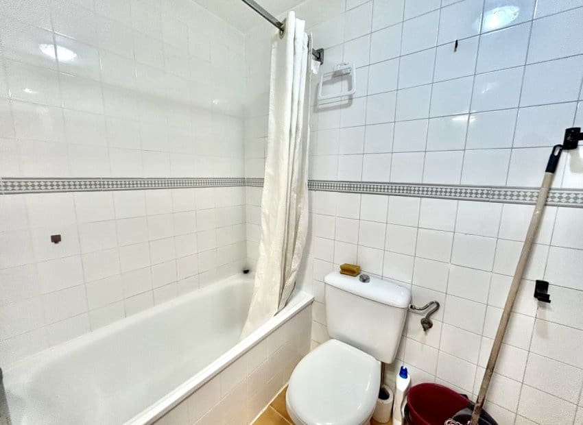 1 soverom Leilighet til salgs i La Veleta - € 116 000 (Ref: 9869673)