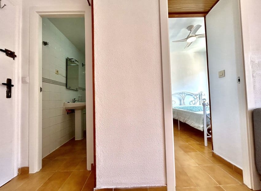 1 soverom Leilighet til salgs i La Veleta - € 116 000 (Ref: 9869673)
