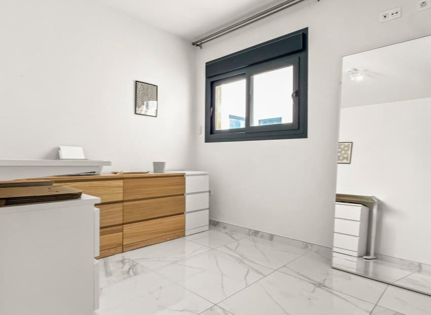 2 Zimmer Apartment zu verkaufen in Los Altos mit Pool - 279.000 € (Ref: 9879807)