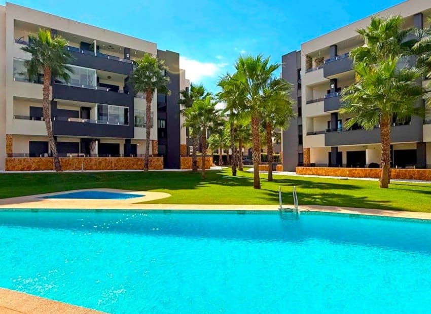 2 Zimmer Apartment zu verkaufen in Los Altos mit Pool - 279.000 € (Ref: 9879807)