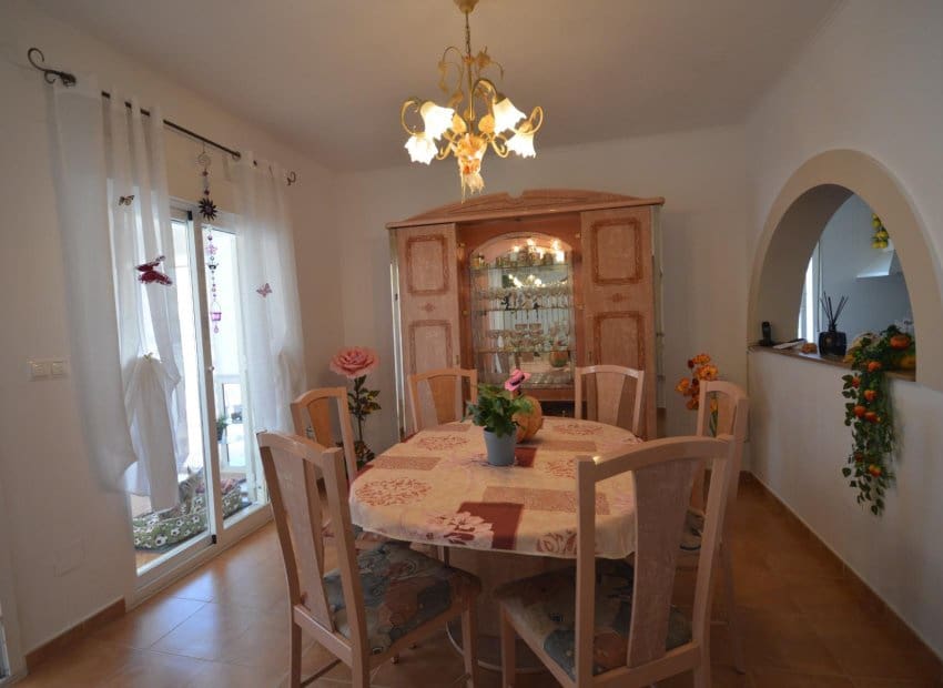 2 bedroom Villa for sale in Algorfa with pool - € 215,000 (Ref: 9879808)