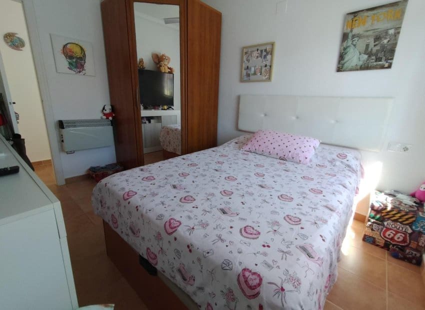 2 bedroom Villa for sale in Algorfa with pool - € 215,000 (Ref: 9879808)