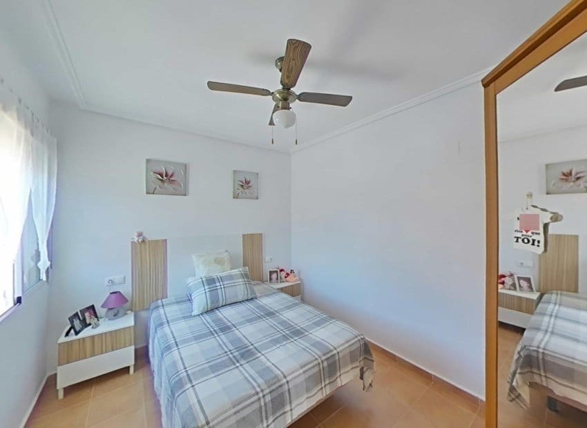 2 bedroom Villa for sale in Algorfa with pool - € 215,000 (Ref: 9879808)