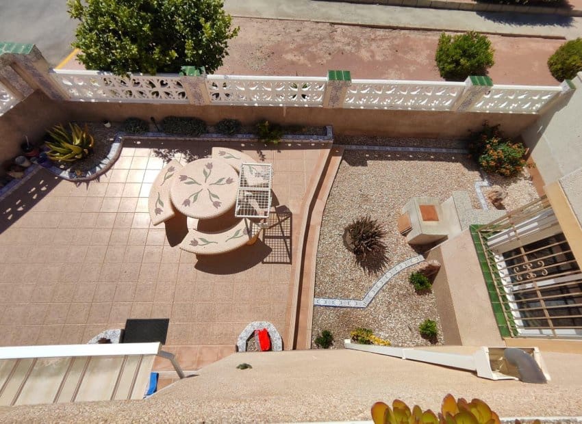 2 bedroom Villa for sale in Algorfa with pool - € 215,000 (Ref: 9879808)