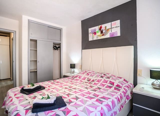 3 soveværelse Lejlighed til salg i Centro, Torrevieja - € 195.500 (Ref: 9879809)