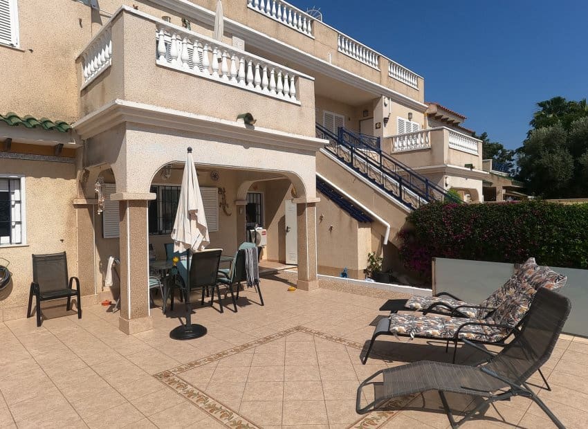 2 quarto Apartamento para venda em Playa Flamenca com piscina - 190 000 € (Ref: 9879812)