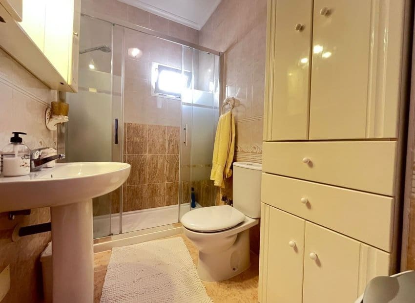 Casa de 2 habitaciones en Orihuela Costa en venta - 169.999 € (Ref: 9879813)