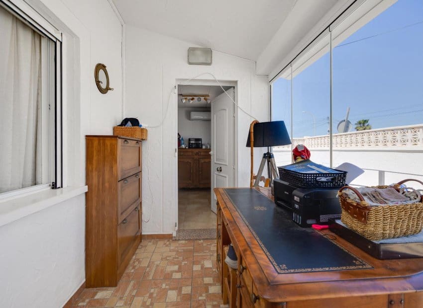 3 Zimmer Villa zu verkaufen in San Fulgencio mit Pool - 299.969 € (Ref: 9879817)