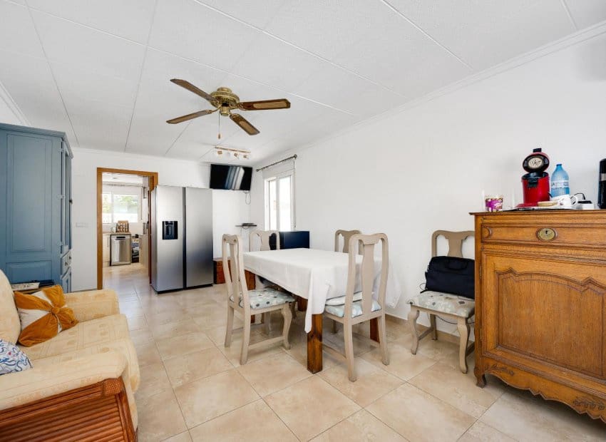 3 Zimmer Villa zu verkaufen in San Fulgencio mit Pool - 299.969 € (Ref: 9879817)