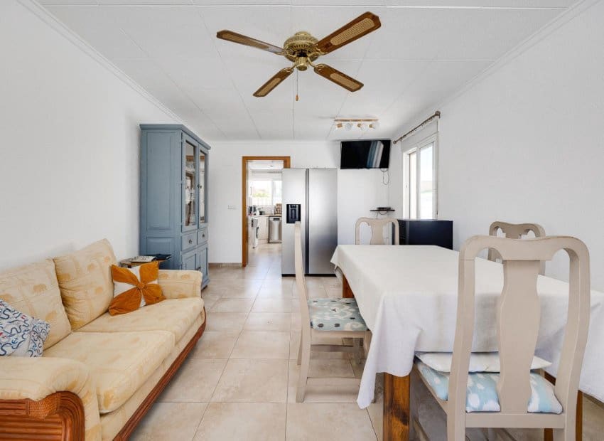 3 Zimmer Villa zu verkaufen in San Fulgencio mit Pool - 299.969 € (Ref: 9879817)
