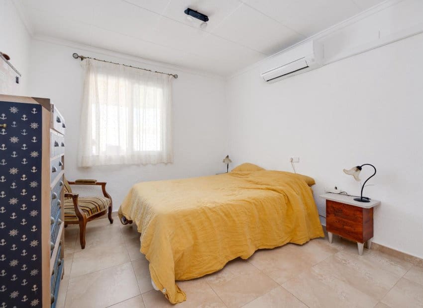 3 Zimmer Villa zu verkaufen in San Fulgencio mit Pool - 299.969 € (Ref: 9879817)