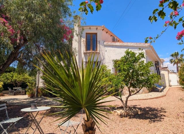 4 soveværelse Villa til salg i Ciudad Quesada, Rojales med swimmingpool - € 385.000 (Ref: 9879818)