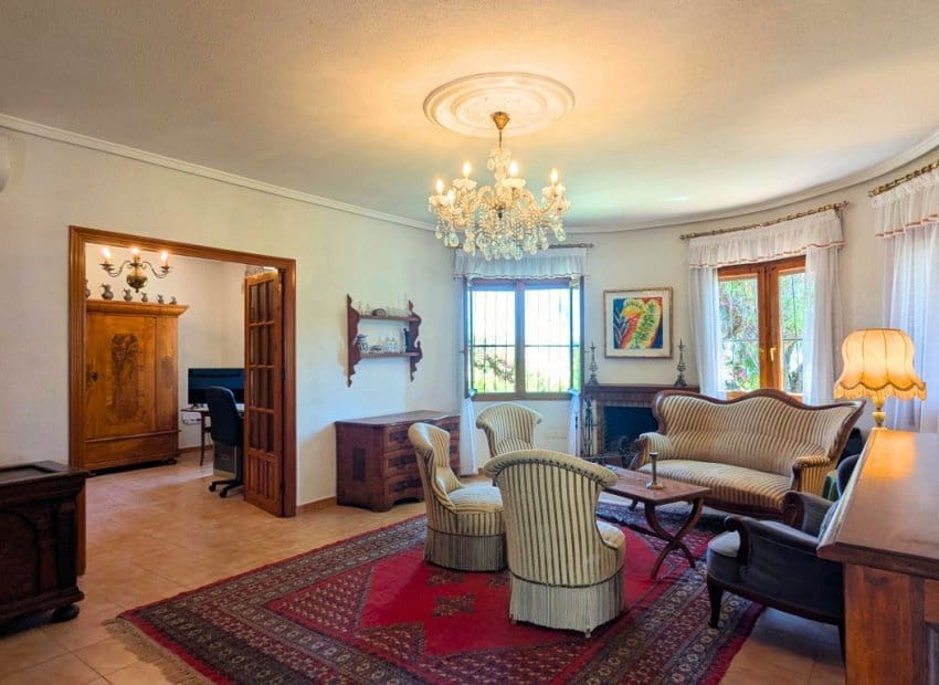 4 soveværelse Villa til salg i Ciudad Quesada med swimmingpool - € 385.000 (Ref: 9879818)