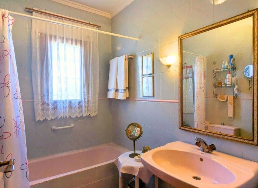 4 soveværelse Villa til salg i Ciudad Quesada med swimmingpool - € 385.000 (Ref: 9879818)