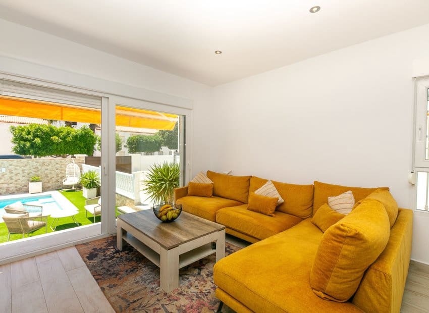 3 quarto Moradia para venda em Los Dolses com piscina - 549 995 € (Ref: 9879820)