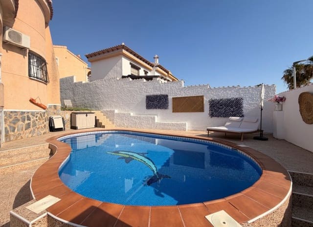 3 Zimmer Villa zu verkaufen in Ciudad Quesada, Rojales mit Pool - 299.999 € (Ref: 9879821)