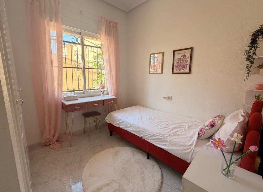 3 Zimmer Villa zu verkaufen in Ciudad Quesada mit Pool - 299.999 € (Ref: 9879821)