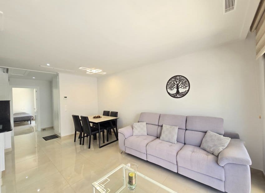3 soverom Villa til salgs i Dona Pepa med svømmebasseng - € 395 000 (Ref: 9882193)
