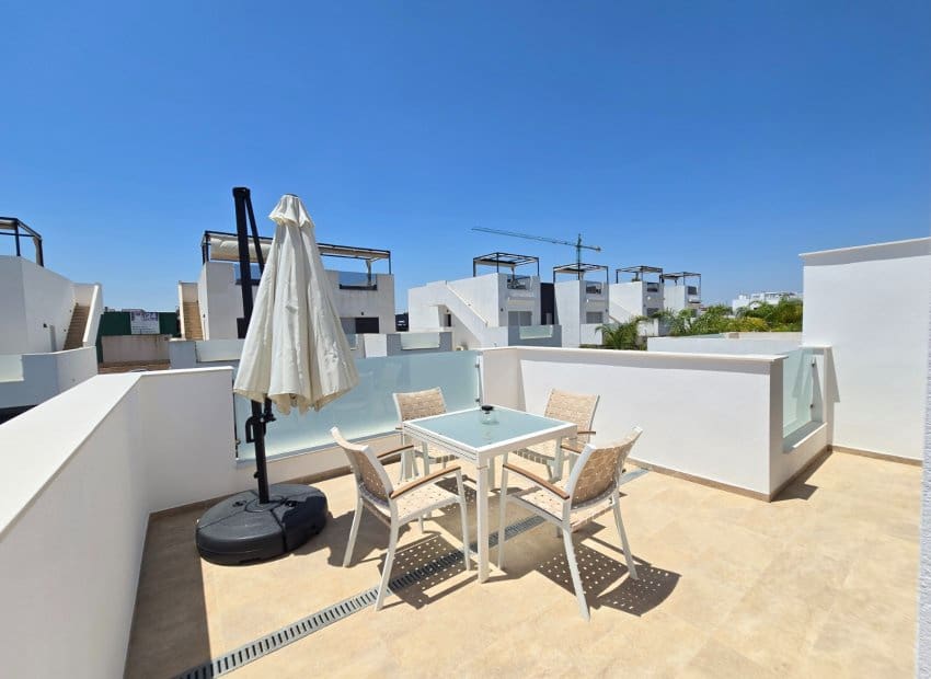 3 soverom Villa til salgs i Dona Pepa med svømmebasseng - € 395 000 (Ref: 9882193)