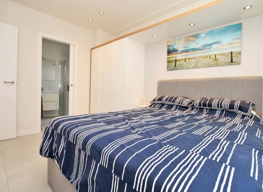2 slaapkamer Appartement te koop in Los Dolses met zwembad - € 249.999 (Ref: 9882457)