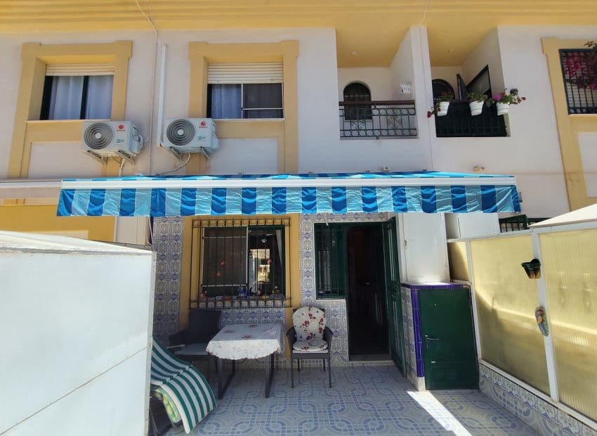 3 camera da letto Casa in vendita in Orihuela Costa con piscina - 250.000 € (Rif: 9882458)