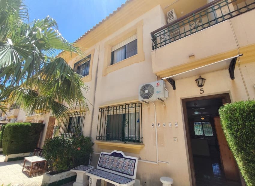3 camera da letto Casa in vendita in Orihuela Costa con piscina - 250.000 € (Rif: 9882458)
