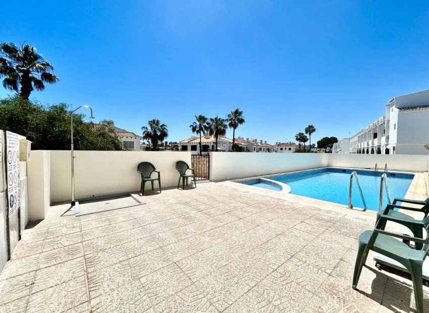 3 camera da letto Casa in vendita in Orihuela Costa con piscina - 250.000 € (Rif: 9882458)