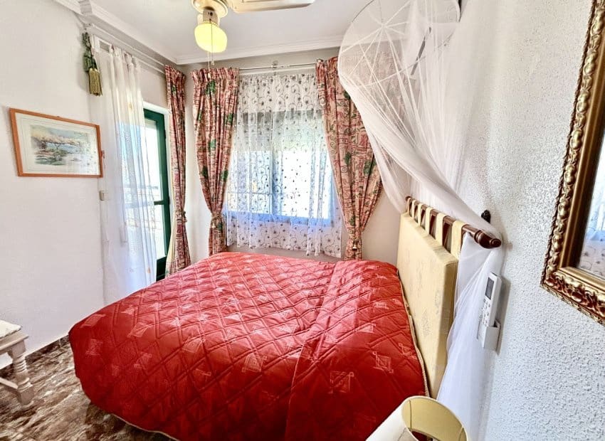3 camera da letto Casa in vendita in Orihuela Costa con piscina - 250.000 € (Rif: 9882458)