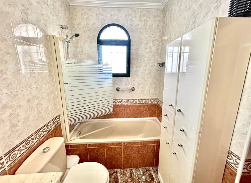 3 camera da letto Casa in vendita in Orihuela Costa con piscina - 250.000 € (Rif: 9882458)