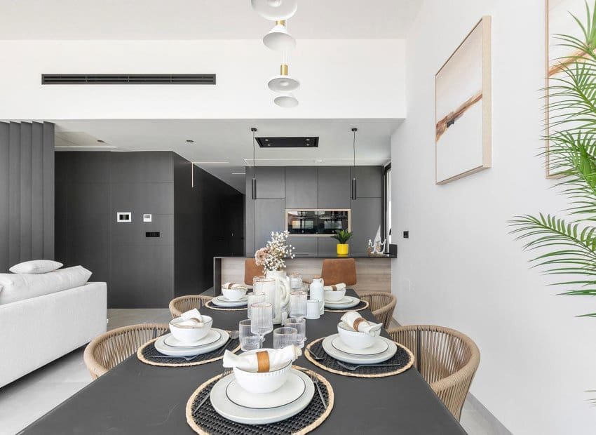 3 makuuhuone Huvila myytävänä paikassa Los Balcones mukana uima-altaan - 700 000 € (Ref: 9882459)