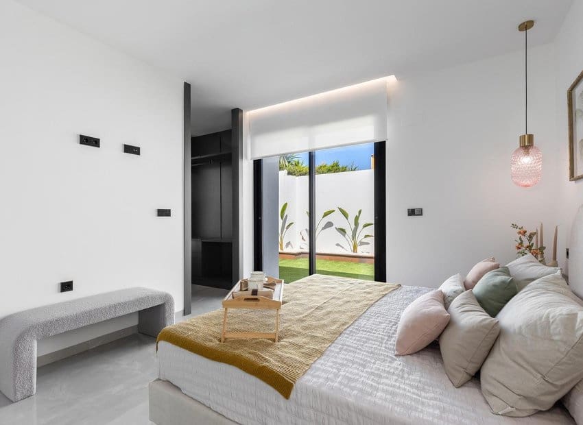 3 makuuhuone Huvila myytävänä paikassa Los Balcones mukana uima-altaan - 700 000 € (Ref: 9882459)